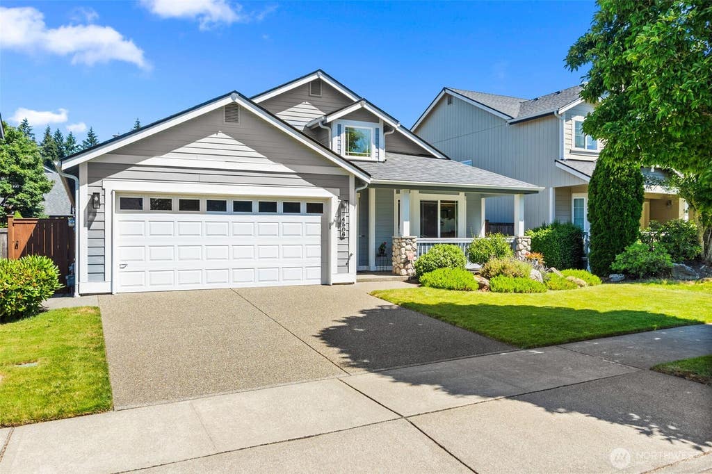 Photo of 4506 Sandstone Avenue SE, Lacey, WA 98503 (MLS # 2554052)