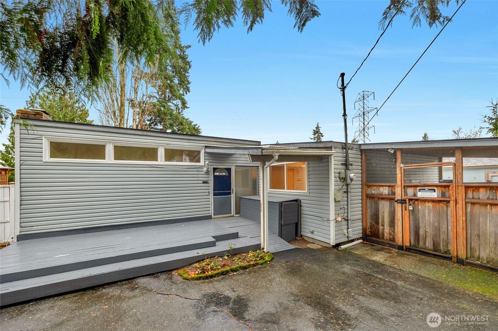 Photo of 10745 126th Avenue NE, Kirkland, WA 98033 (MLS # 2458136)