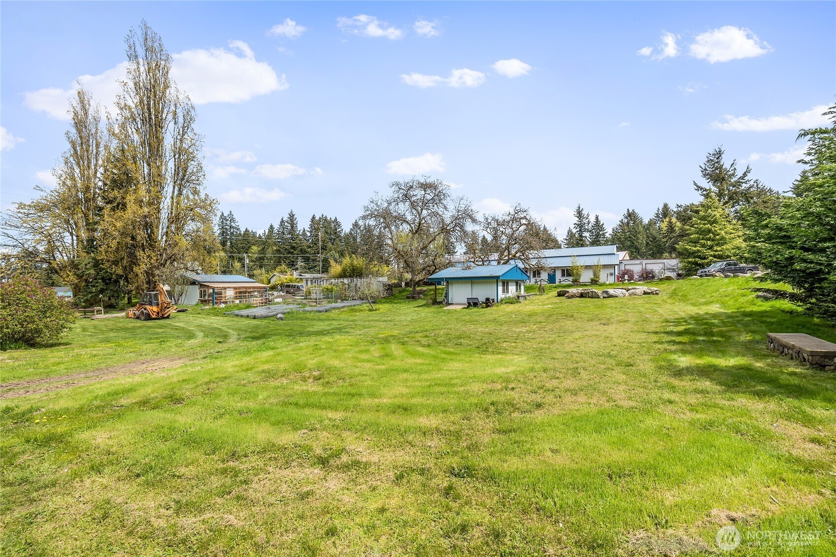 4494 SE Mile Hill Drive