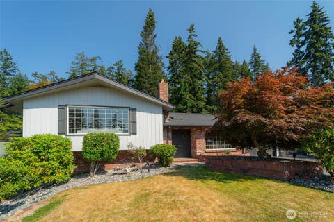 Photo of 3011 SE Regent Street, Port Angeles, WA 98362 (MLS # 2557734)