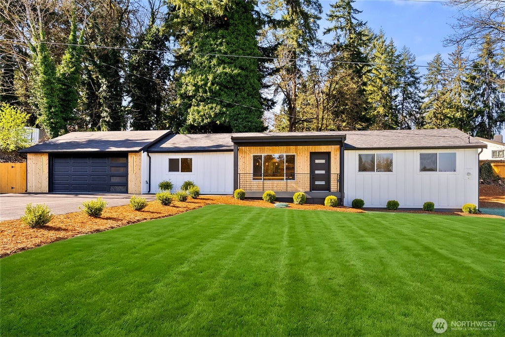 Photo of 30523 58th Avenue S, Auburn, WA 98001 (MLS # 2538619)