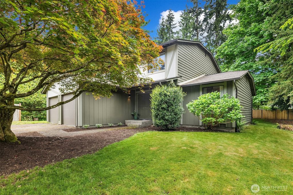 Photo of 19924 31st Drive SE, Bothell, WA 98012 (MLS # 2377647)