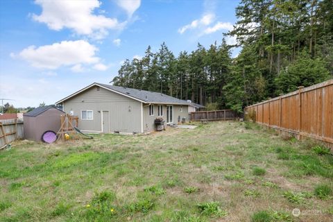 A home in Oak Harbor