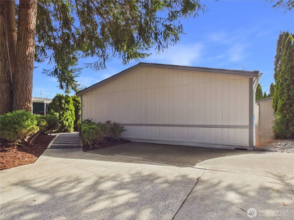 Photo of 5250 College Street SE #12, Lacey, WA 98503 (MLS # 2494837)