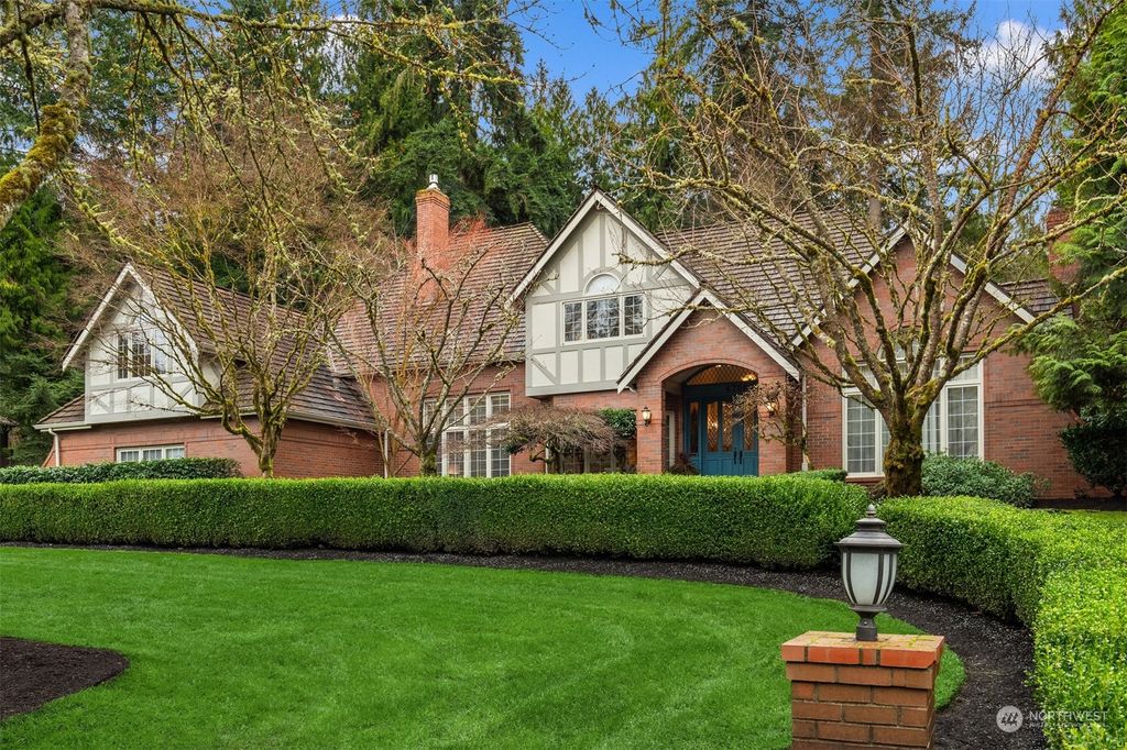 Photo of 6708 204th Drive NE, Redmond, WA 98053 (MLS # 2204641)