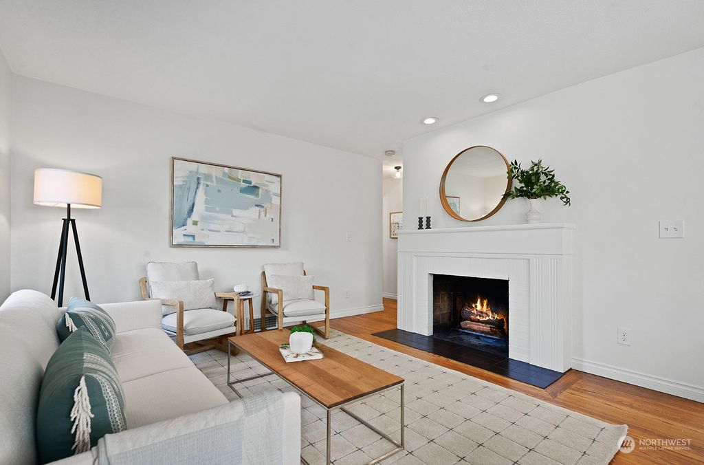 listing image 9369369887541572849