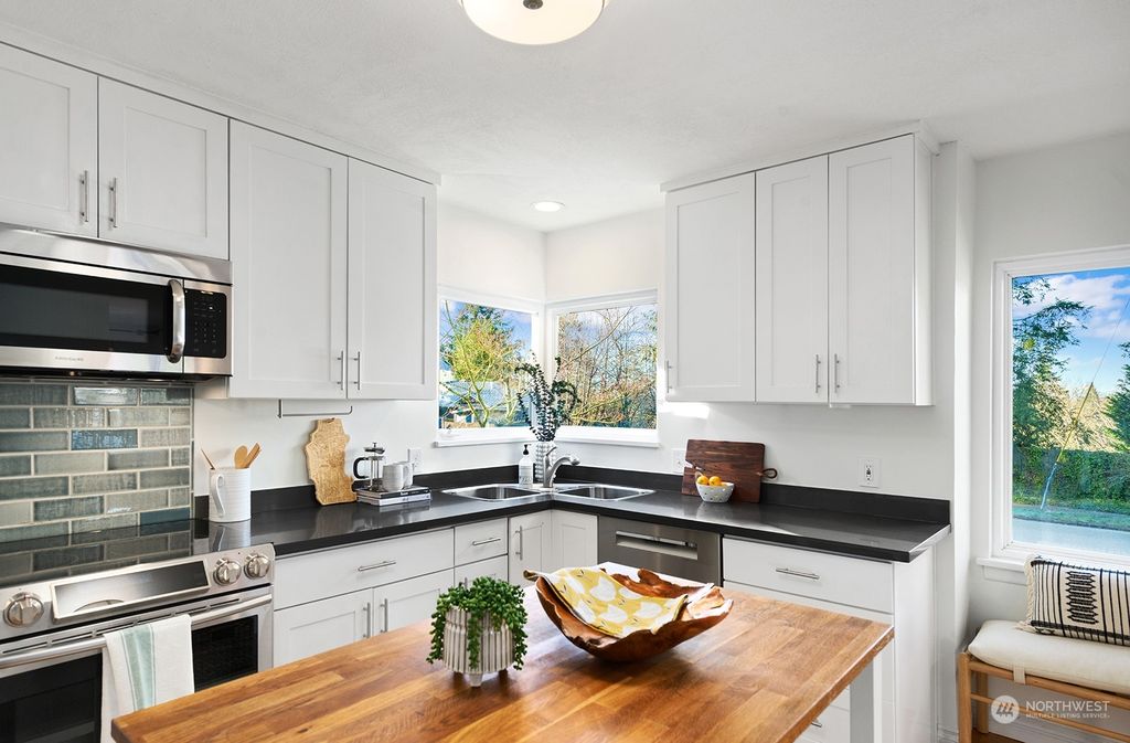 listing image 9368465715274249098