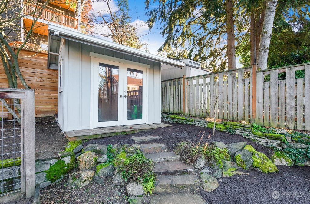 listing image 9364757313583104759