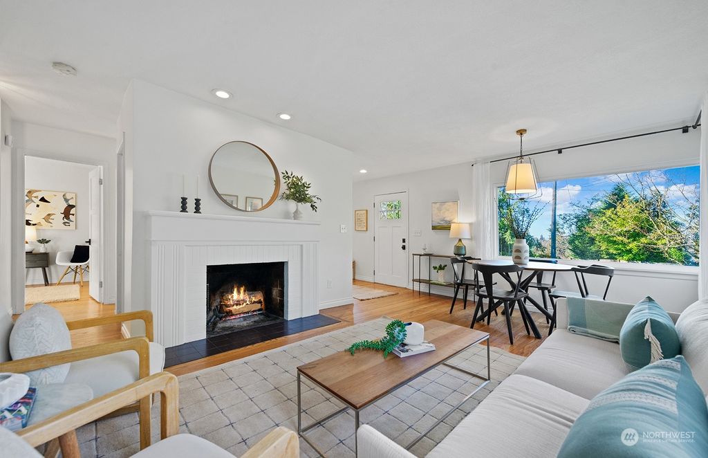 listing image 9364212991051502873