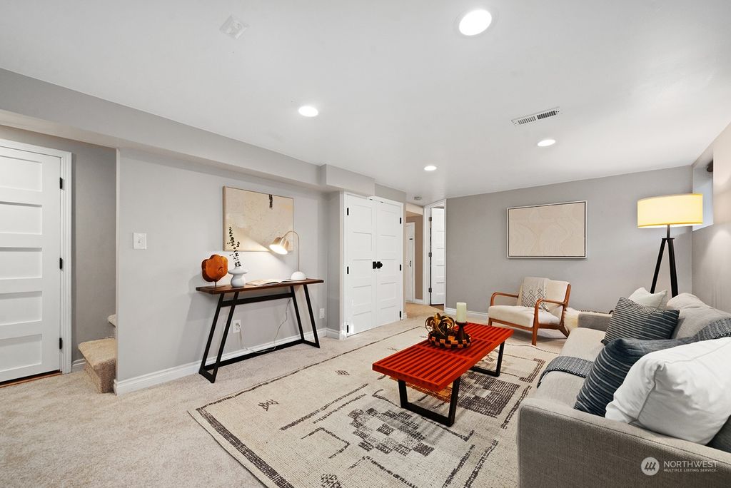 listing image 9363194635371998700