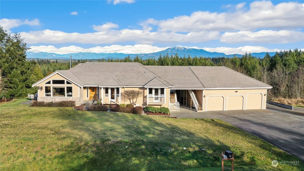 Photo of 2301 159th Avenue SE, Snohomish, WA 98290 (MLS # 2321334)