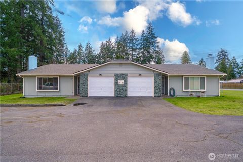 Photo of 523 159th Street E, Tacoma, WA 98445 (MLS # 2403553)