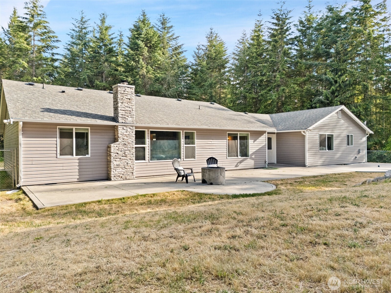 2733 Teal Lake Road