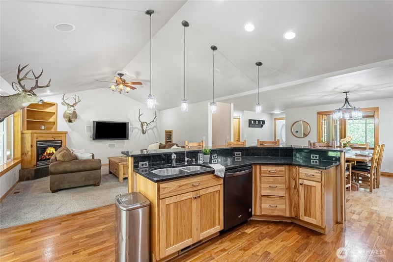 1035 Red Tail Lane