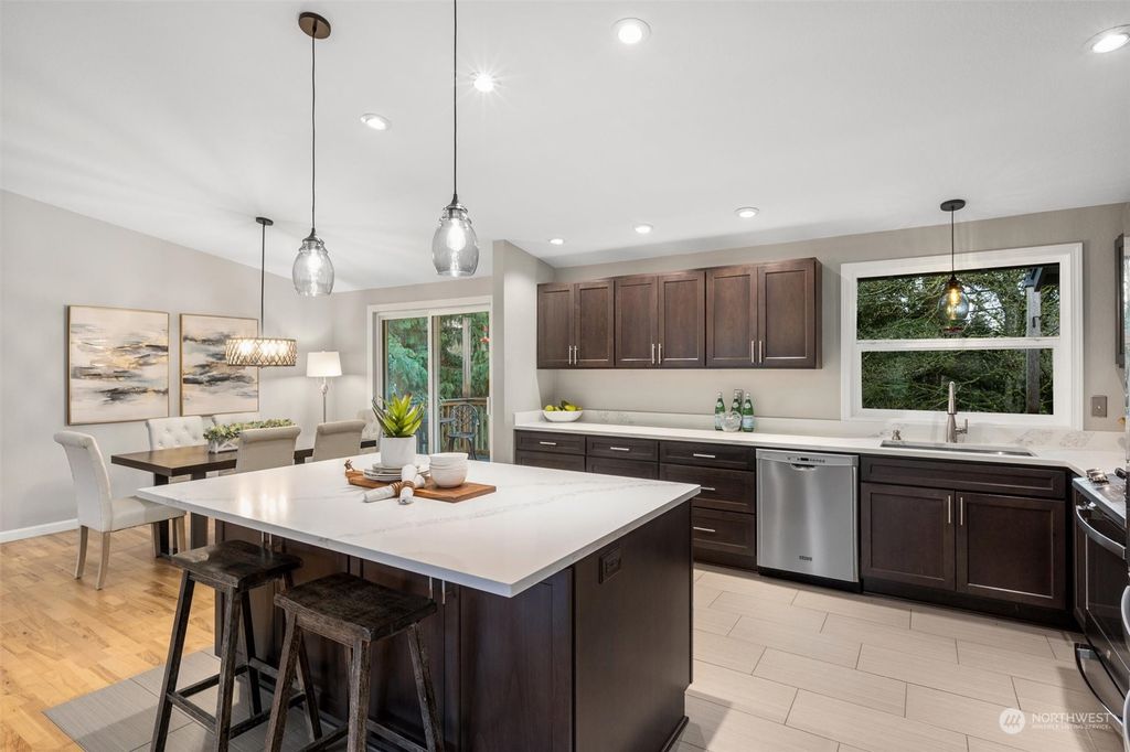 Photo of 14004 81st Avenue NE, Kirkland, WA 98034 (MLS # 2214931)