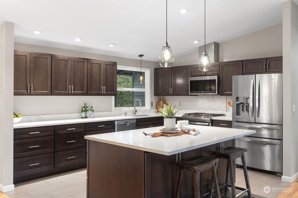 Photo of 14004 81st Avenue NE, Kirkland, WA 98034 (MLS # 2214931)