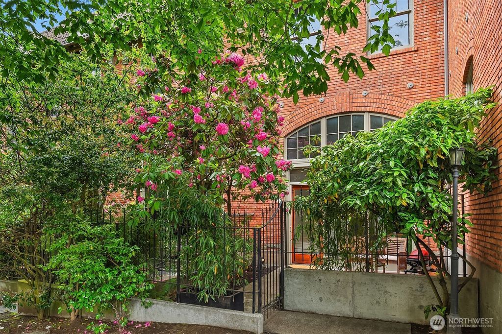 Photo of 1406 Harvard Avenue #130, Seattle, WA 98122 (MLS # 2507651)