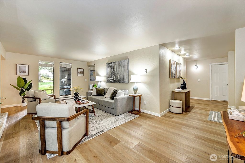 Photo of 13820 NE 65th Street #534, Redmond, WA 98052 (MLS # 2442283)