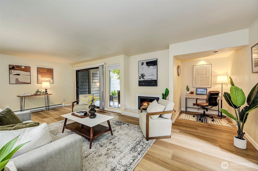 Photo of 13820 NE 65th Street #534, Redmond, WA 98052 (MLS # 2442283)