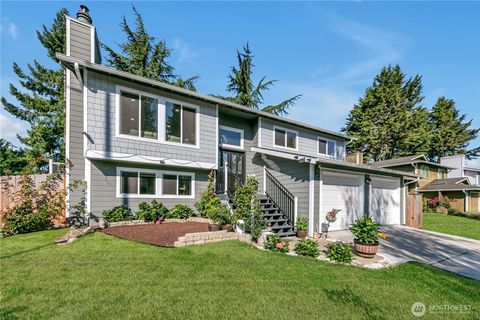 Photo of 3302 Centennial Way NE, Tacoma, WA 98422 (MLS # 2433703)