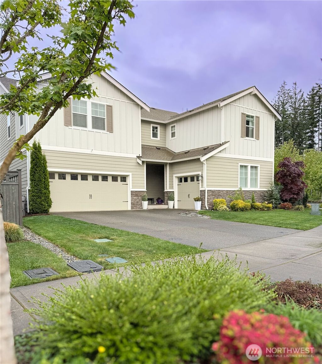 Photo of 32938 Ash Avenue SE, Black Diamond, WA 98010 (MLS # 2527822)