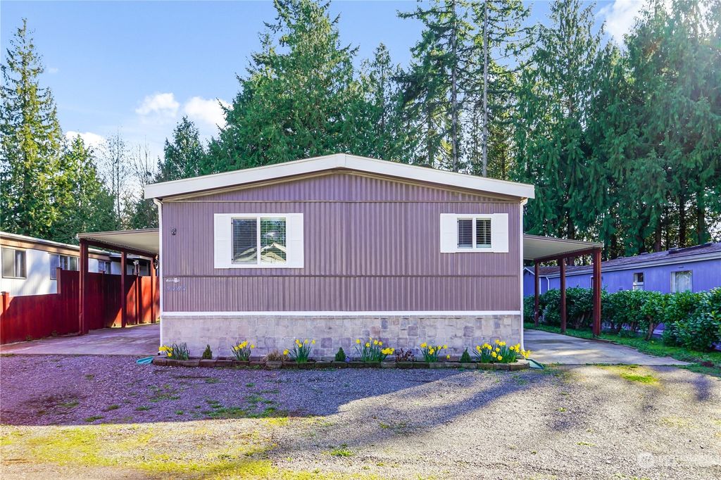 Photo of 9404 13th Place SE, Lake Stevens, WA 98258 (MLS # 2214908)