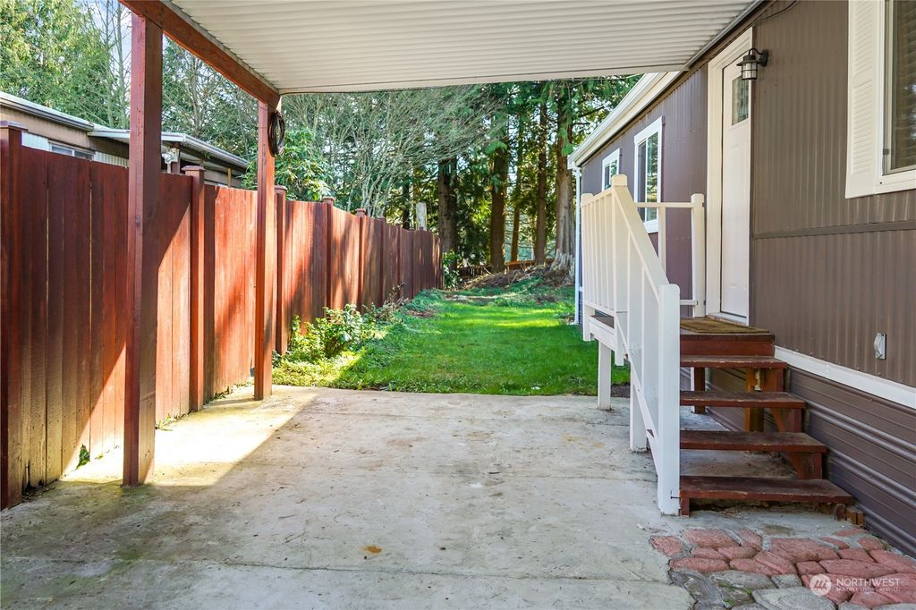 Photo of 9404 13th Place SE, Lake Stevens, WA 98258 (MLS # 2214908)