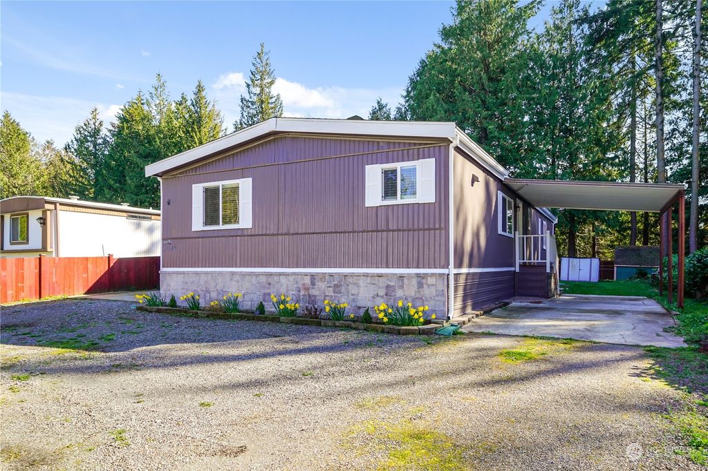 Photo of 9404 13th Place SE, Lake Stevens, WA 98258 (MLS # 2214908)