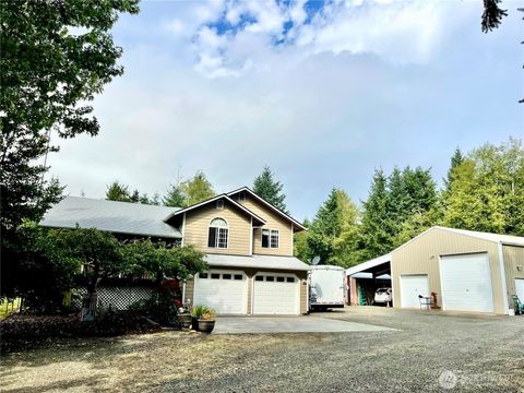Photo of 593 Prospect Avenue, Port Townsend, WA 98368 (MLS # 2426247)