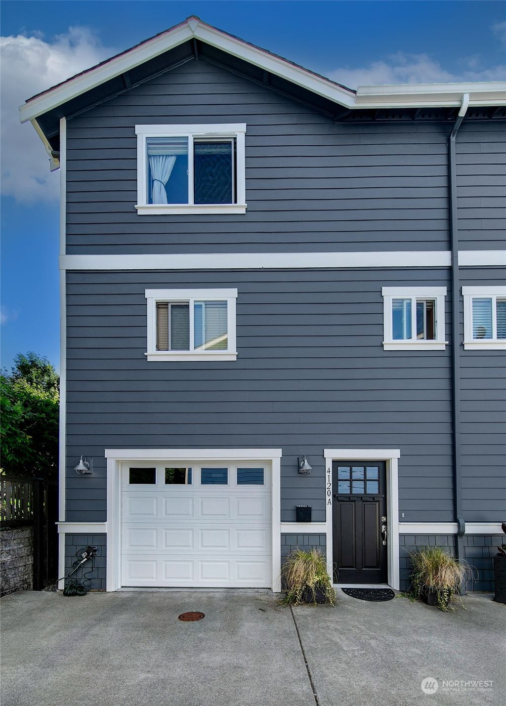 Photo of 4120 42nd Avenue SW #A, Seattle, WA 98116 (MLS # 2139956)