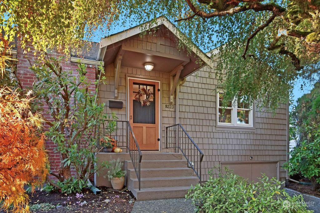 Photo of 8223 36th Avenue NE, Seattle, WA 98115 (MLS # 2011111)
