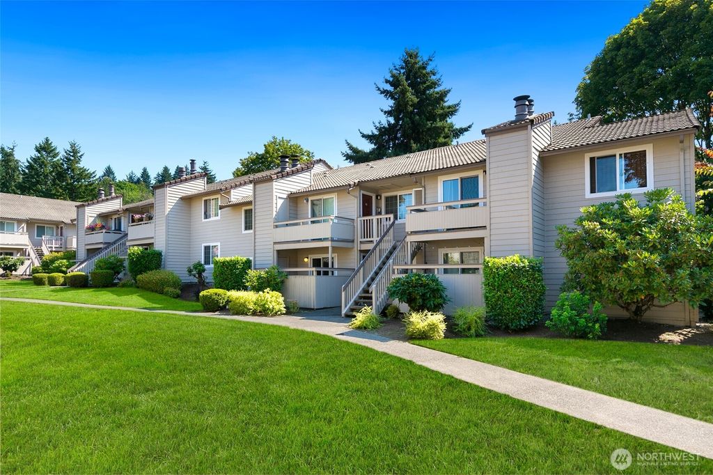 Photo of 14200 NE 171st Street #G106, Woodinville, WA 98072 (MLS # 2425796)