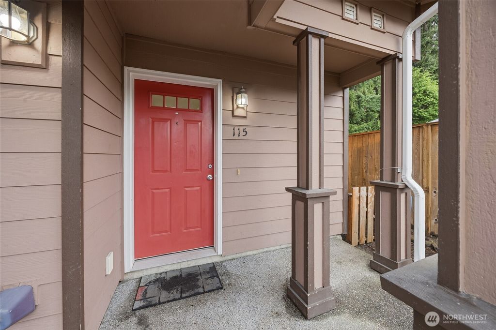 Photo of 115 N Indiana Avenue, Granite Falls, WA 98252 (MLS # 2525285)