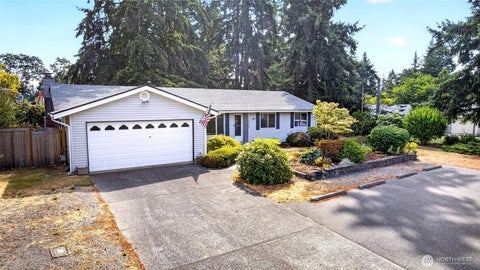 Photo of 15509 16th Avenue, Tacoma, WA 98445 (MLS # 2586106)