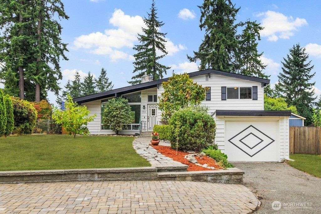 Photo of 17826 65th Place W, Lynnwood, WA 98037 (MLS # 2427771)