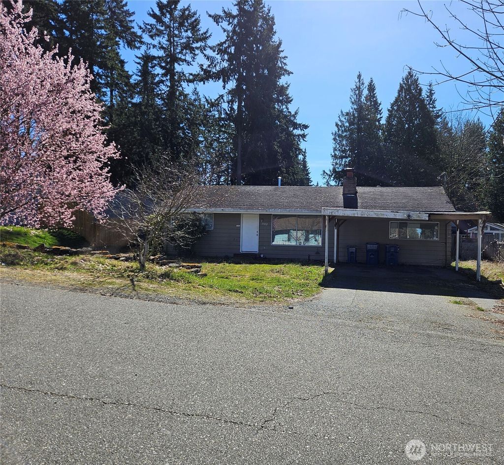 Photo of 7702 202nd Pl SW Pl, Edmonds, WA 98026 (MLS # 2397096)