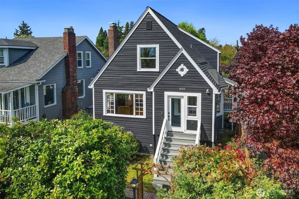 Photo of 800 NW 56th Street, Seattle, WA 98107 (MLS # 2368280)