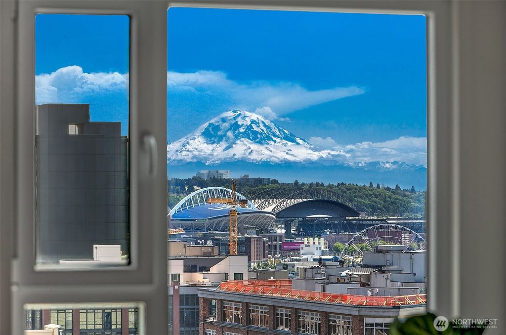 Photo of 121 Vine Street #1507, Seattle, WA 98121 (MLS # 2497201)