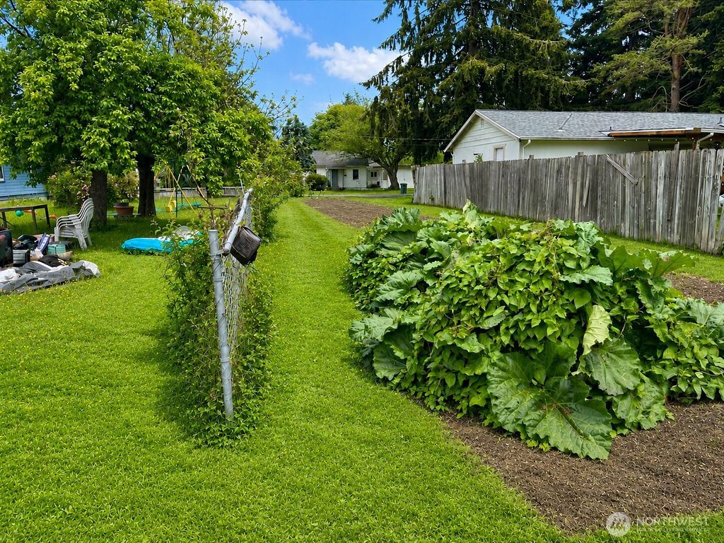 Photo of 419 Sterling Street, Sedro Woolley, WA 98284 (MLS # 2525819)