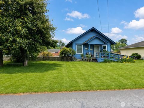 Photo of 419 Sterling Street, Sedro Woolley, WA 98284 (MLS # 2525819)