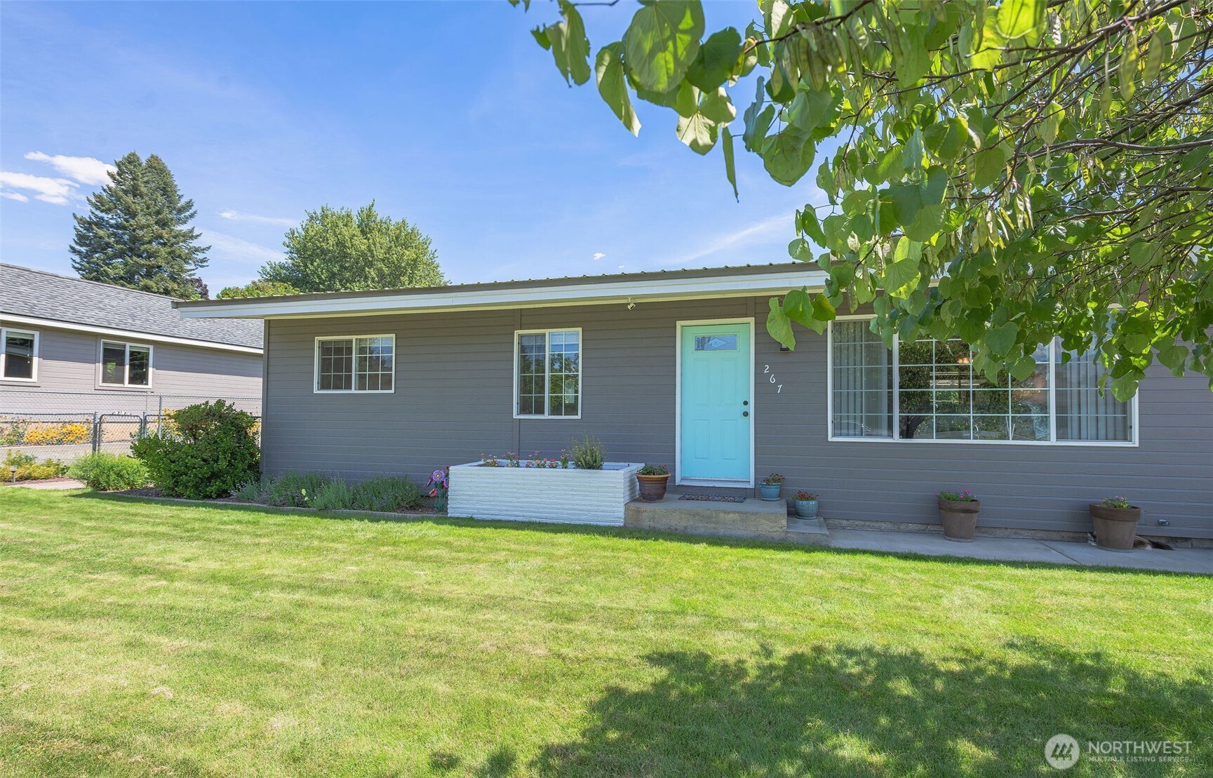 East Wenatchee, Washington 98802, United States, 4 Bedrooms Bedrooms, ,2 BathroomsBathrooms,Residential,Active,183349