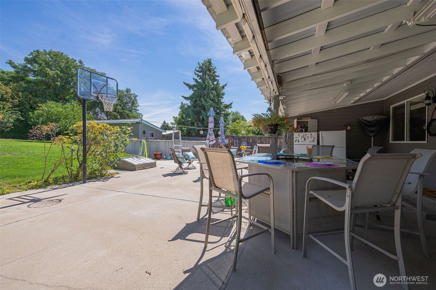 East Wenatchee, Washington 98802, United States, 4 Bedrooms Bedrooms, ,2 BathroomsBathrooms,Residential,Active,183349