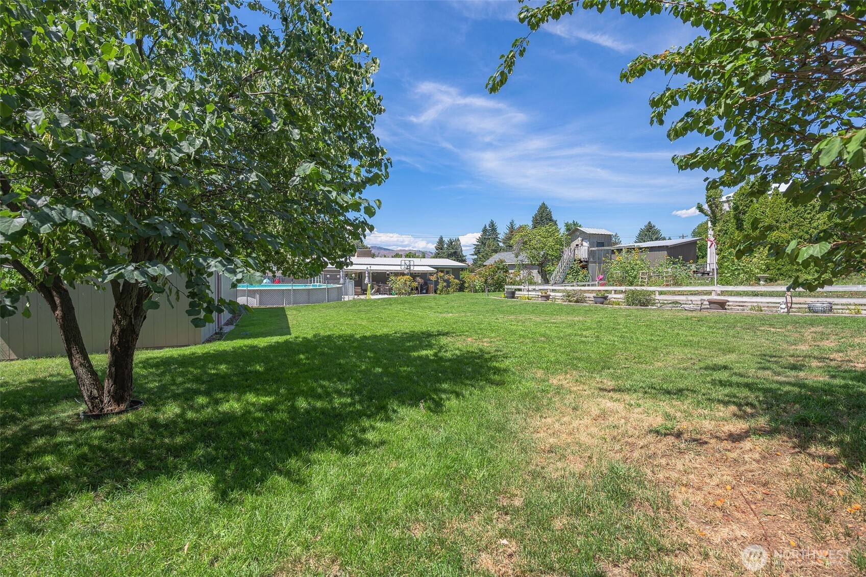 East Wenatchee, Washington 98802, United States, 4 Bedrooms Bedrooms, ,2 BathroomsBathrooms,Residential,Active,183349