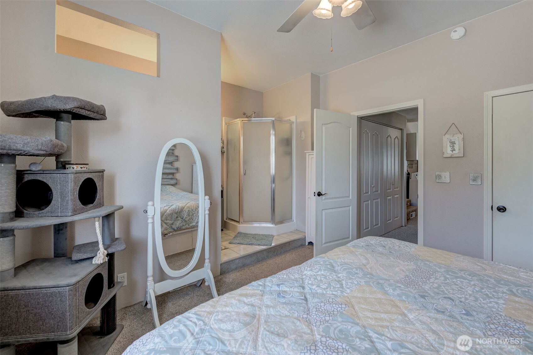 East Wenatchee, Washington 98802, United States, 4 Bedrooms Bedrooms, ,2 BathroomsBathrooms,Residential,Active,183349