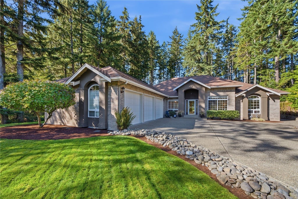 Photo of 7082 SW Dundee Court, Port Orchard, WA 98367 (MLS # 2594936)