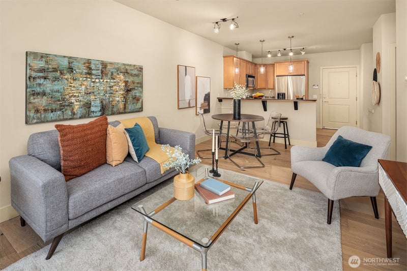 410 NE 70th Street 204