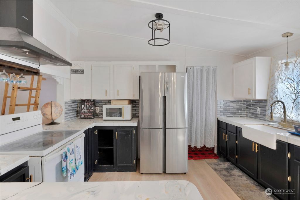 Photo of 43010 SE North Bend Way #46, North Bend, WA 98045 (MLS # 2230702)