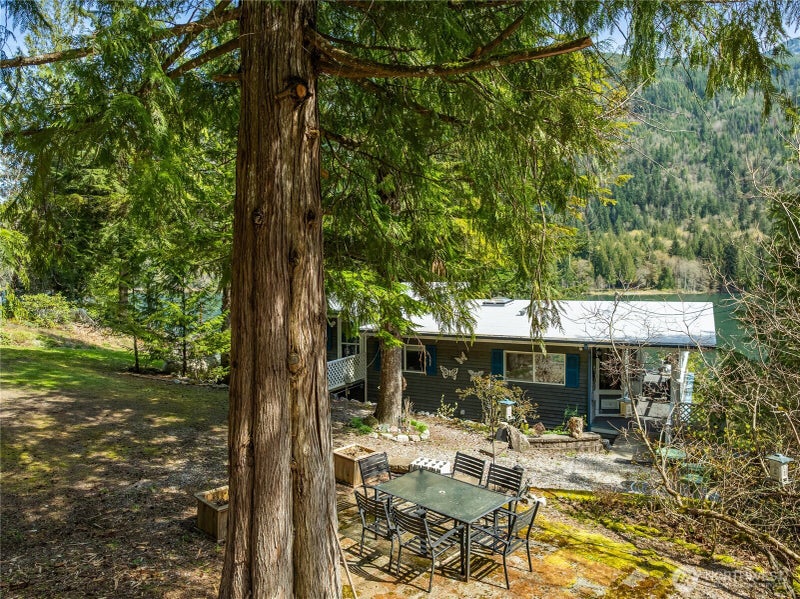 9244 Black Mountain Lane