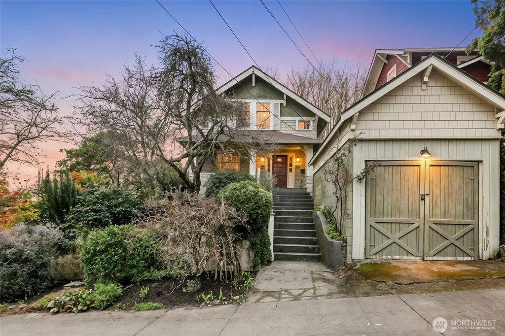 Photo of 2636 Mayfair Ave Ave N, Seattle, WA 98109 (MLS # 2481414)