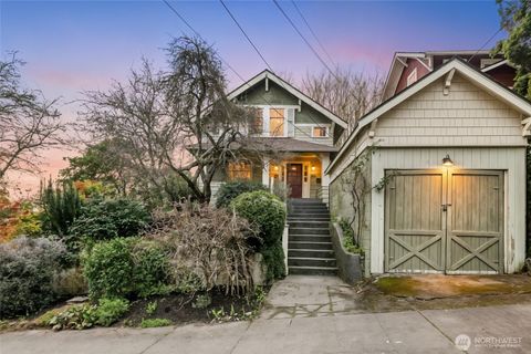 Photo of 2636 Mayfair Ave Ave N, Seattle, WA 98109 (MLS # 2481414)